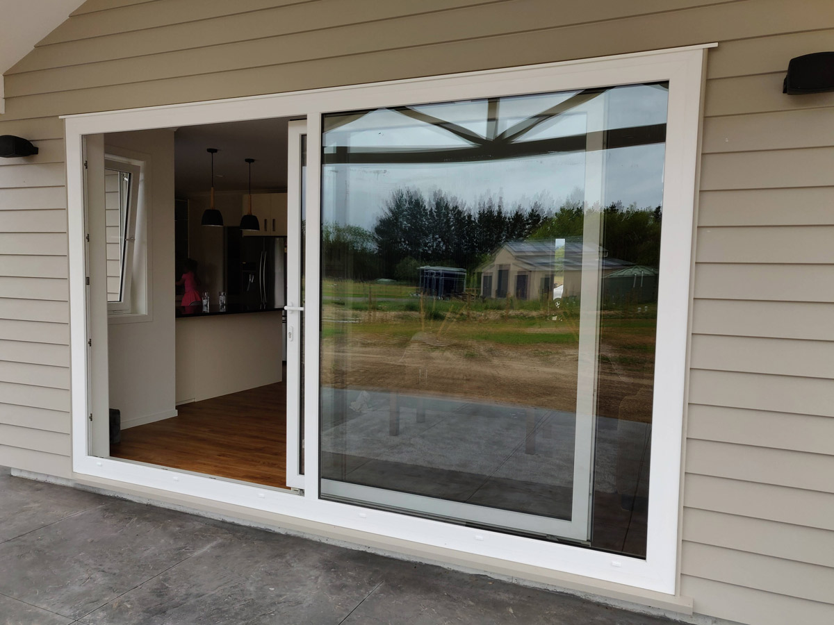 Smart Slide Windows And Doors: What Are They?